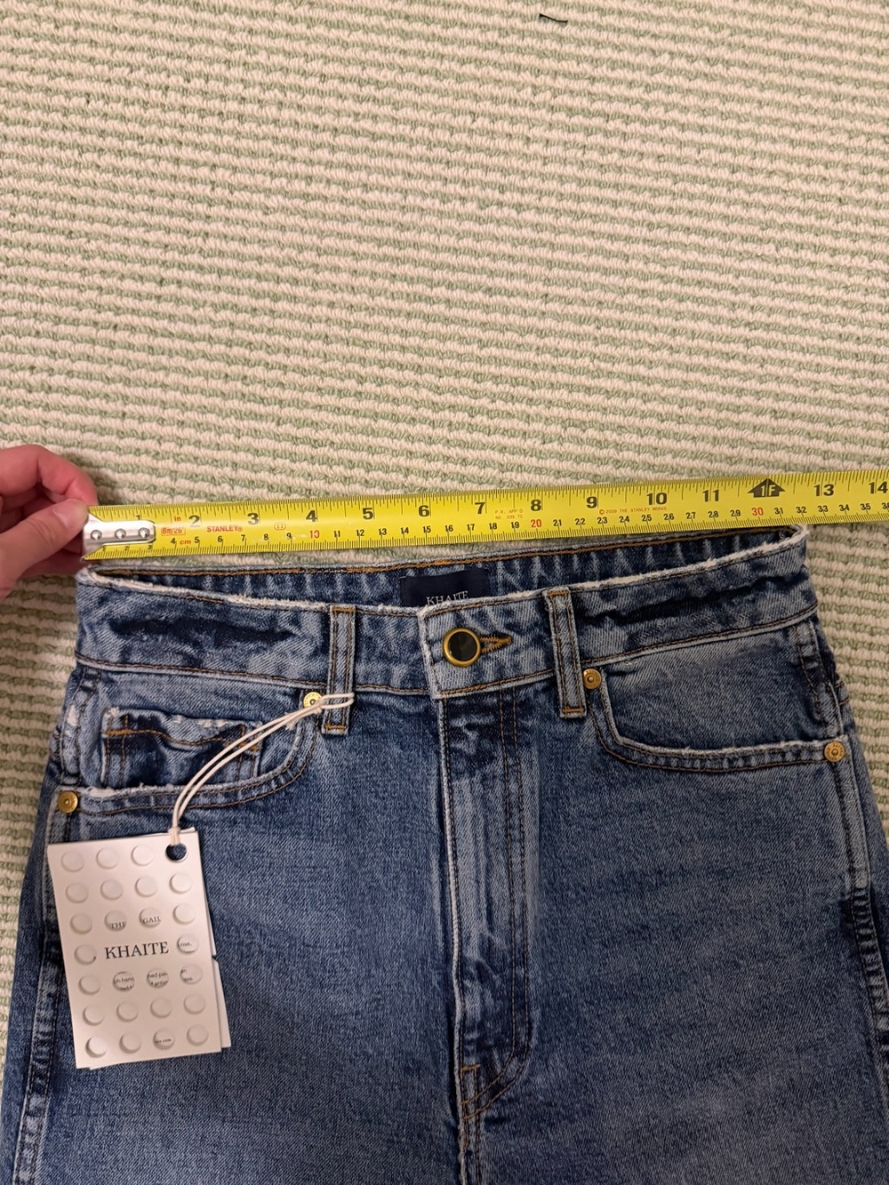 KHAITE Light Blue High-Rise Cropped Jeans - Picture 6 of 10